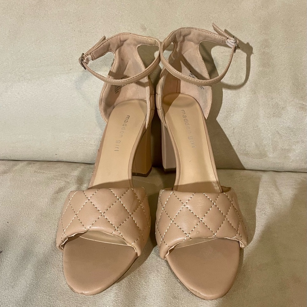 Madden Girl Beige Quilted Heels Size 10